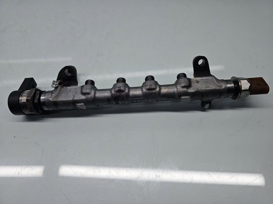 Rampa injectoare Volkswagen Tiguan (5N) [Fabr 2007-2016] 03L125C 2.0 T