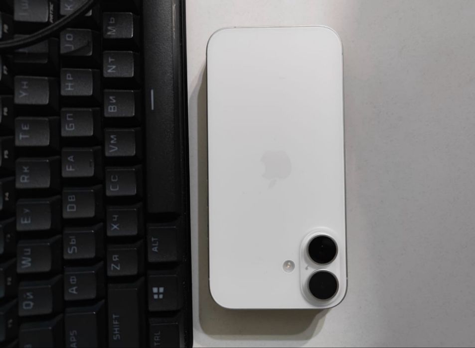 Срочно продам Iphone 16 128gb