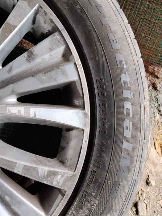 Комплект колес BMW X5 R19 (9J) диски + шины