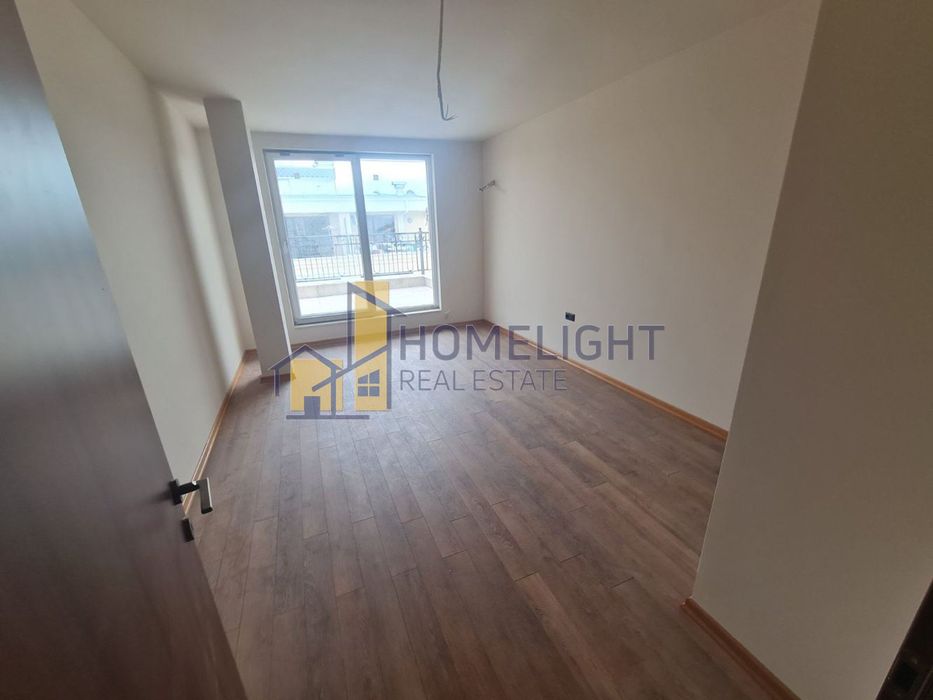 Тристаен апартамент в кв. Кръстова вада