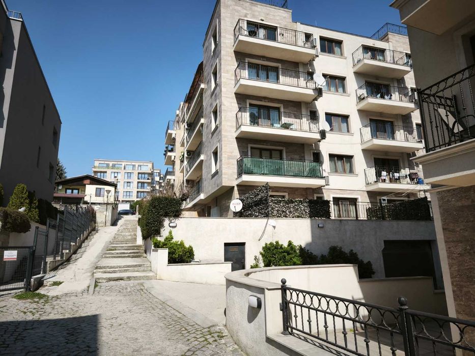 Дава се под наем Гараж / Паркомясто в Варна, Бриз - 28 кв.м за 76.5 € - Снимка #2