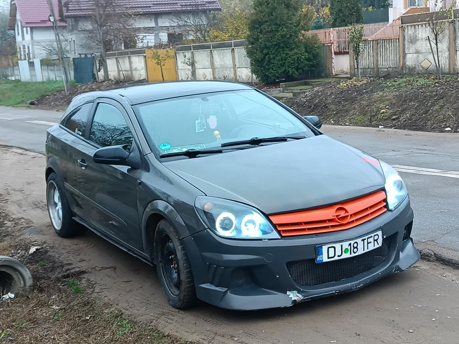 Vând Opel Astra h gtc