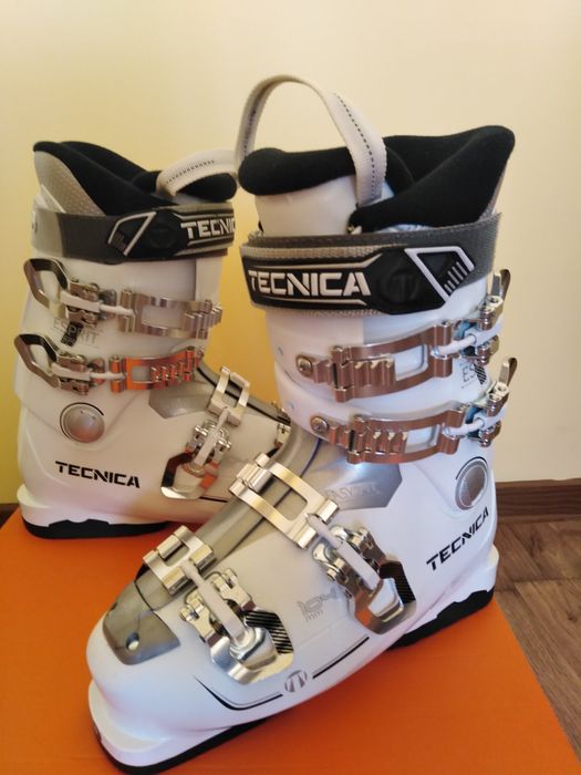Чисто нови дамски ски обувки Tecnika Esprit 70