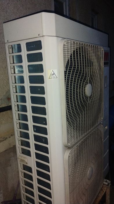 Sistem încălzire răcire Maxa aer-apa cu 2 pompe