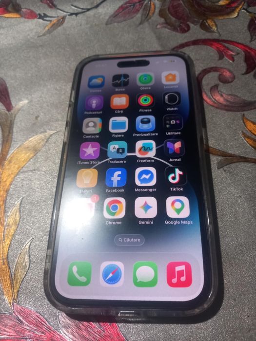 Vand urgent iphone 14.  Pro  merge si arata imbecabil