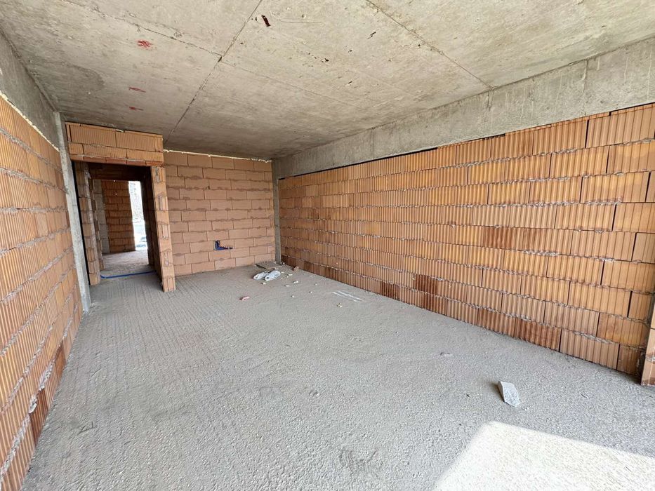 Без комисиона от КУПУВАЧА!  Ексклузивно! Тристаен апартамент за продаж