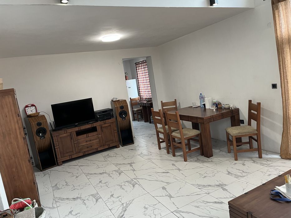 Дава се под наем Къща в Пловдив, Тракия - 250 кв.м за 1150 € - Снимка #6