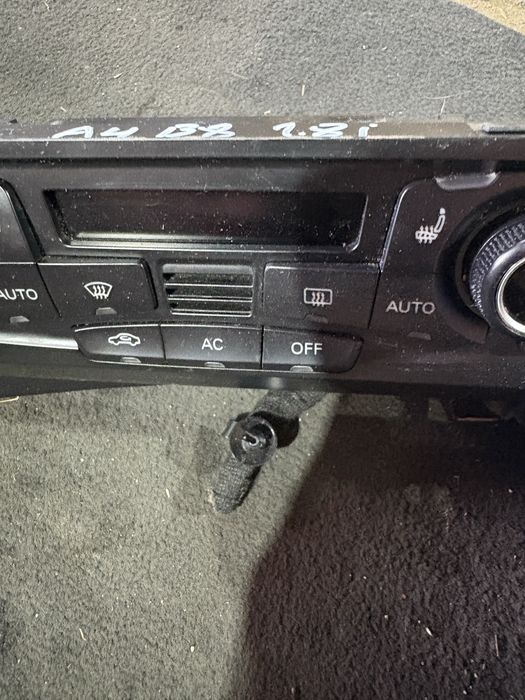 Audi A4 B8 Управление Климатроник