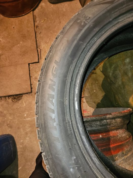 Продам резину зима 285/50/20