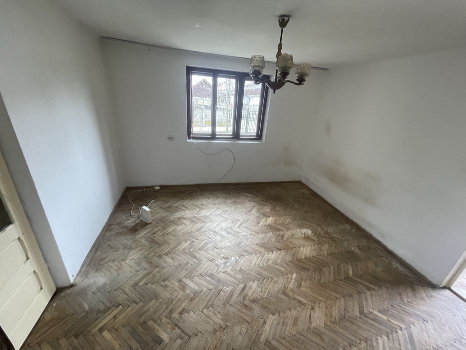 Apartament 4 camere separat complet si curte 230mp - totul individual