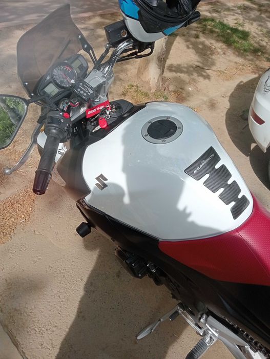 Motocicletă gsr 600 Suzuki