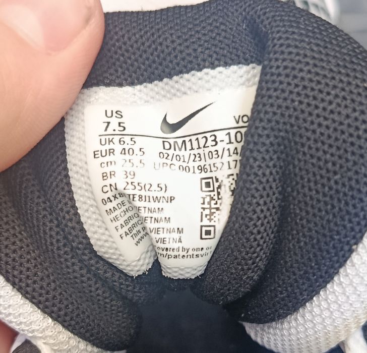 LeBron Witness 7
