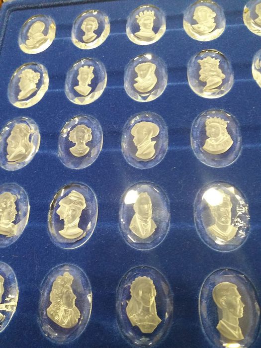 Кристална кралска колекция