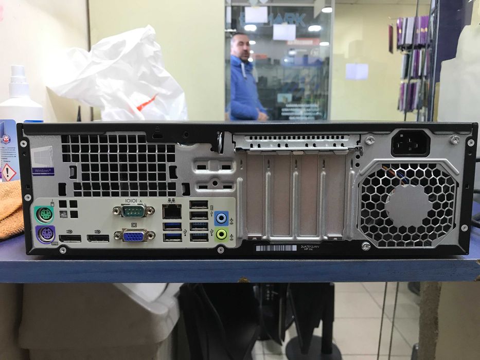 HP EliteDesk 705 G3-SFF,AMD-A12-pro 8870-R12/3.8 GHz-RAM 8 GB DDR4,No Hard