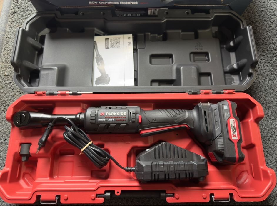 Cheie cu clichet pe acumulator 20v75Nm  Parkside Performance