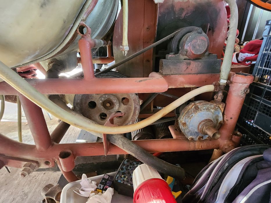 Cadru pompă în stare bună de funcționare