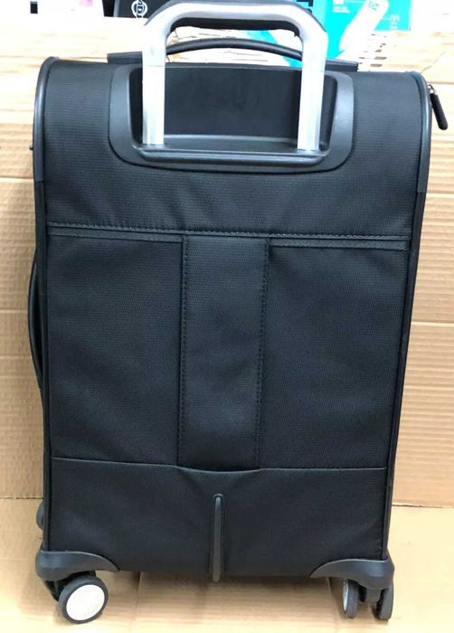 Чемодан для ручной клади Samsonite Renew Softside Luggage! Новый!