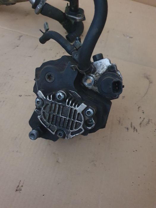 Pompa injectie cu regulator presiune opel astra h 1.7 z17dth