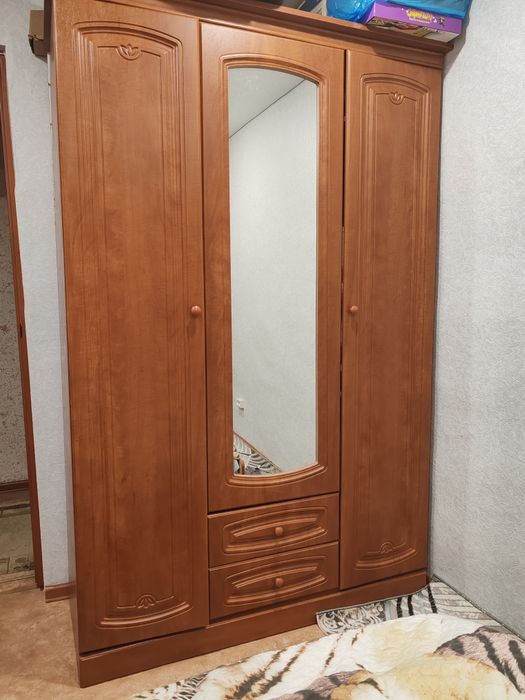 Шкаф для одежды.