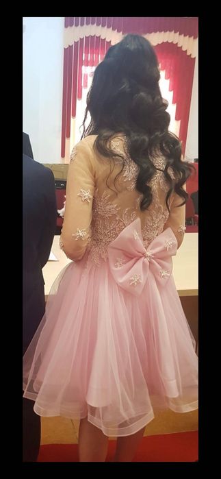 Rochii facute pe comanda, realizate la atelierul Daniela Enuș design.