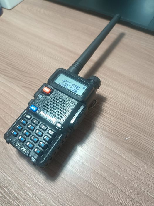 Baofeng UV-5R рация