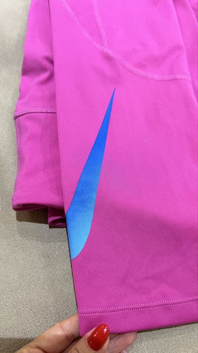 Страхотен Клин nike