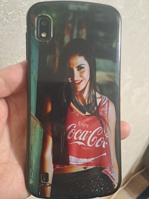 Продам Смартфон Samsung A10