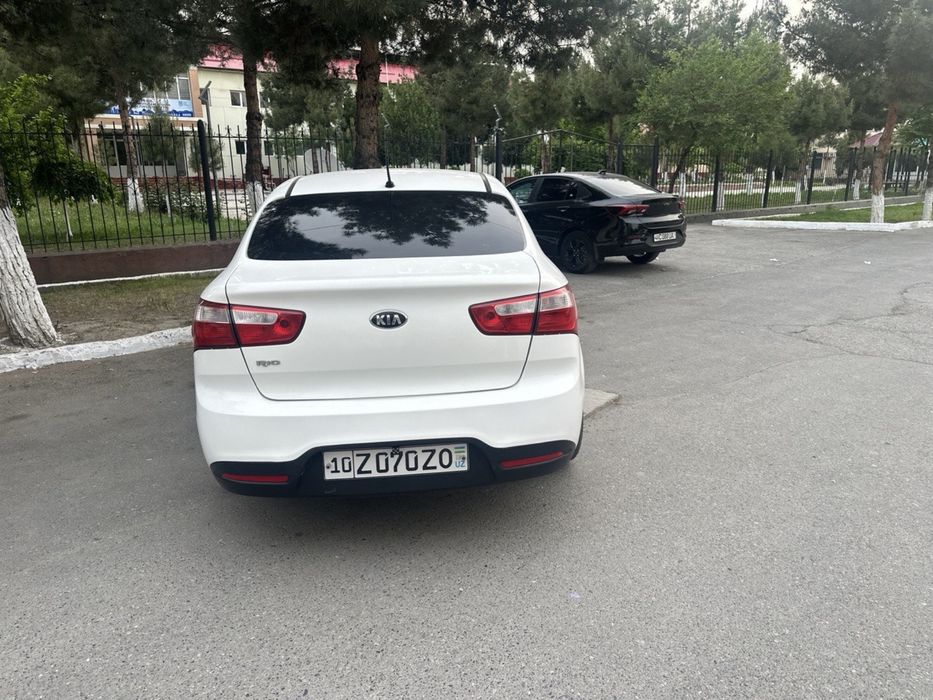 Продаётся Kia Rio 2014