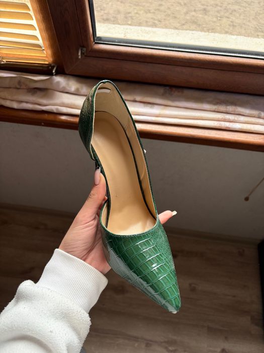 Официални токчета