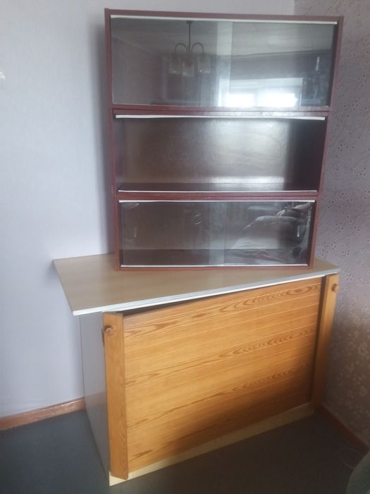 Отдам бесплатно стол