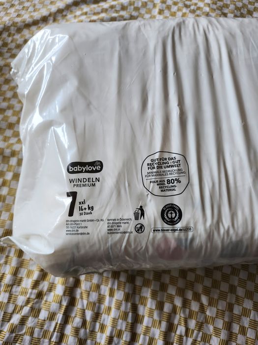 Нов пакет памперси DM baby love, размер 7, 16+кг, 30 бр, Бургас