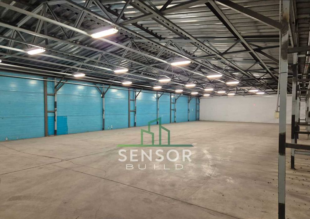 Дава под наем промишлено складово помещение 1000кв.м.