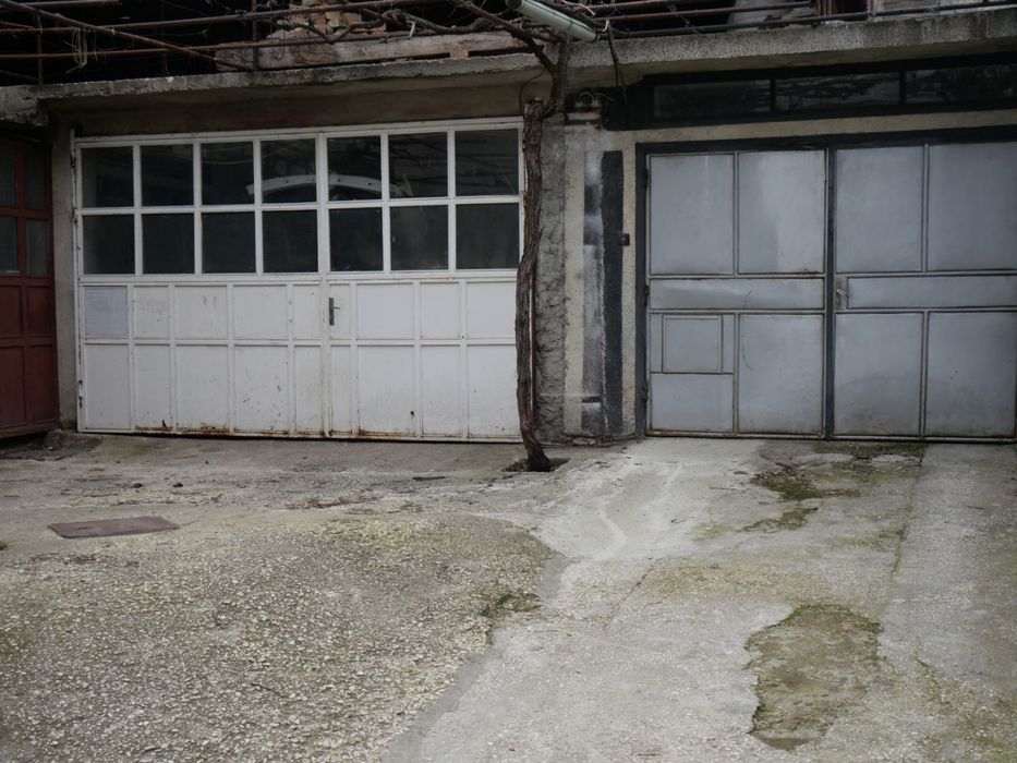 Къща в град Аксаково