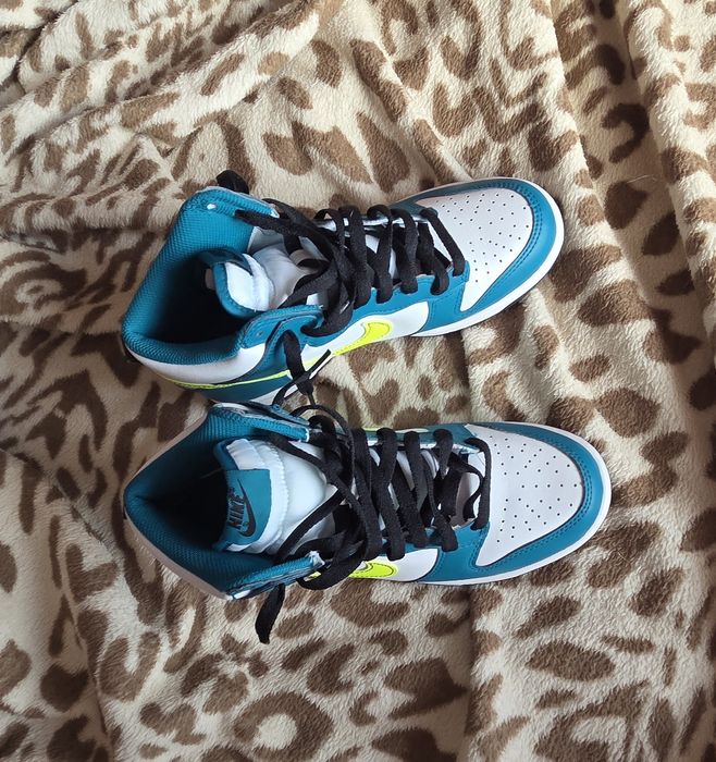 Високи кецове Nike ,38,5 номер