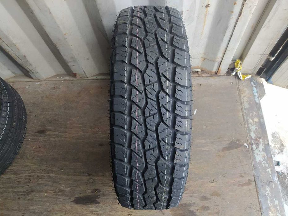 Шины всесезонные 235/60/18 Triangle TR292 (103T)