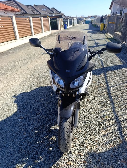 Honda CBF 600, an 2006, se poate limita pentru A2