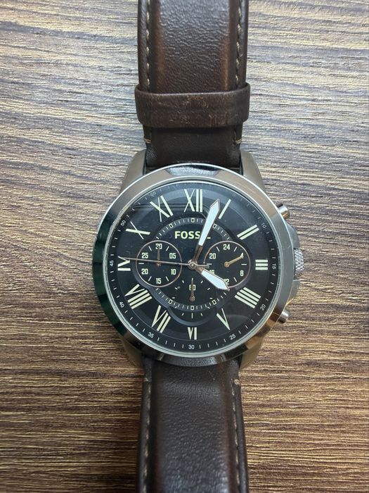 Ceas Fossil Grant FS4813 44mm Curea de Piele Maro / Negru