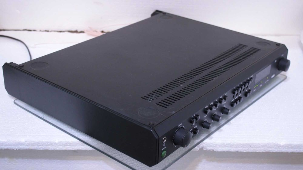 Amplituner Braun R1 Atelier, 2x50W, Tuner FM/MW, Hi-Fi Retro