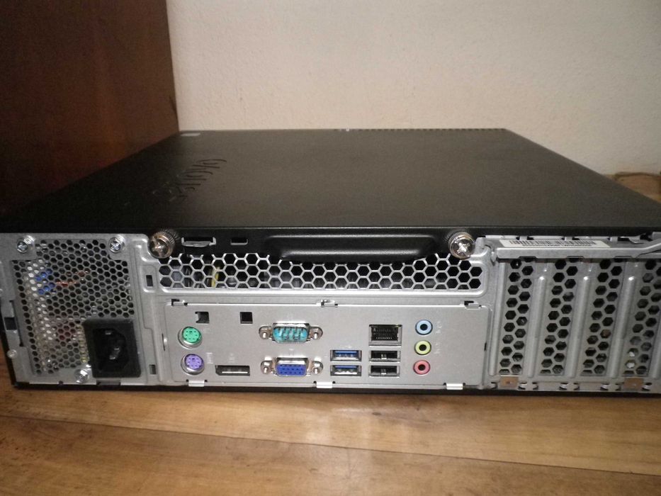 Двуядрен компютър Lenovo