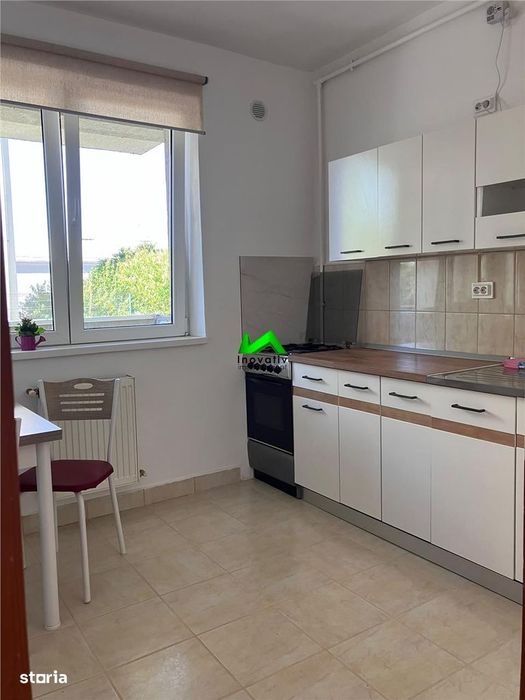 Apartament decomandat de inchiriat 2 camere Sibiu Siretului — fotografia 3