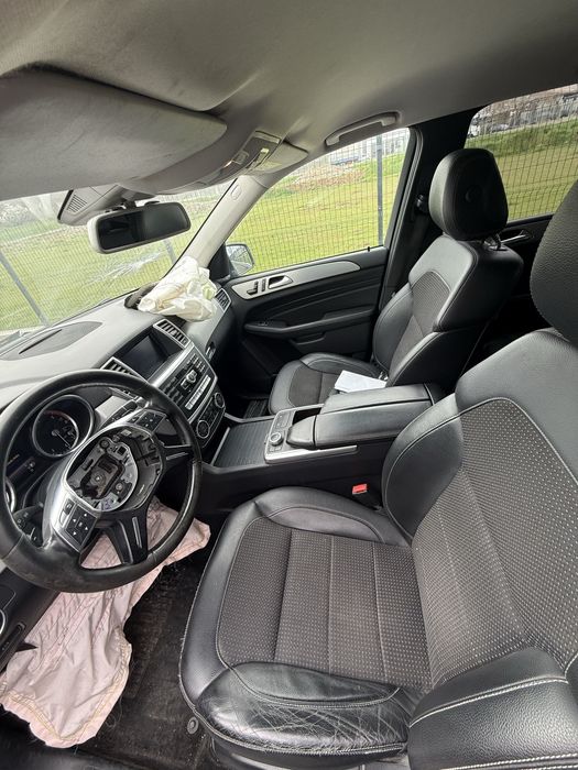 W166 Мерцедес МЛ350 cdi