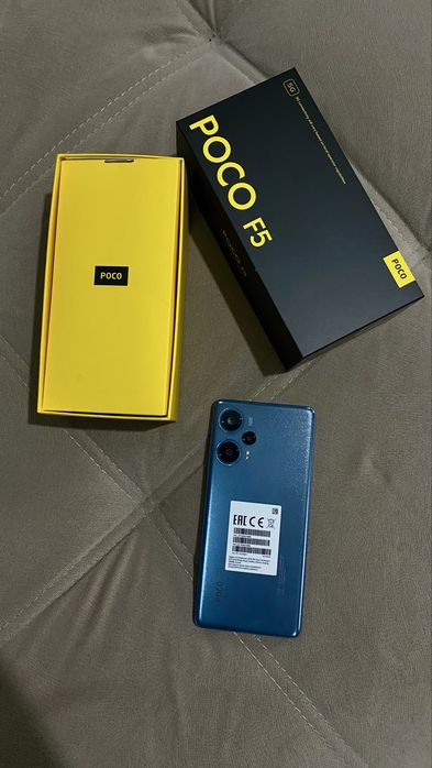 Сматрфон POCO F5