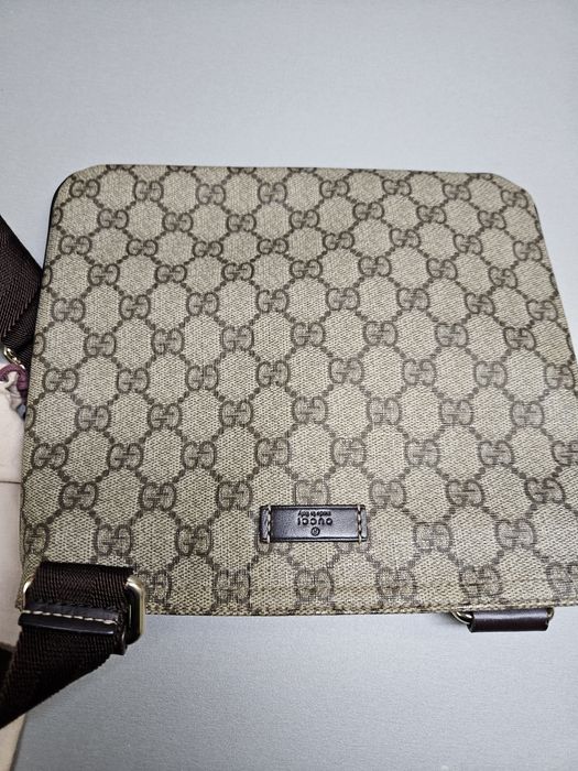 Оригинална  чанта Gucci GG Supreme.