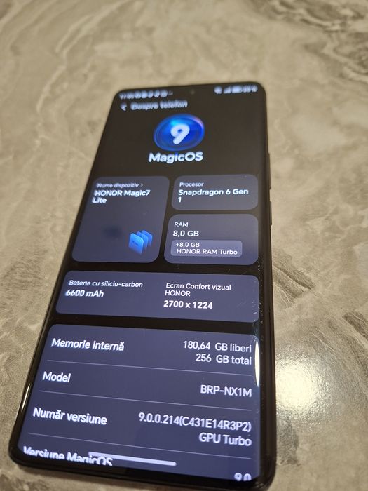 Honor magic lite 7 la cutie