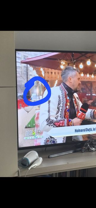 Vând televizor Samsung, diagonala 139cm.Functioneaza bine