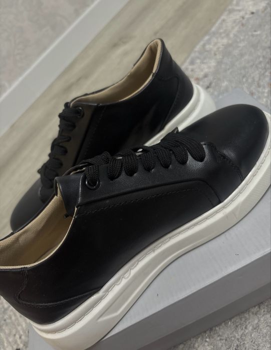 Продам обувь уни