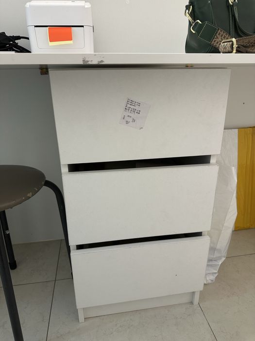 Ресепшн из материала лдсп белый-серый