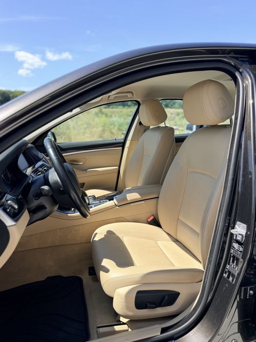 BMW Seria 5 F10 520i 184cp Lci /camere 360/Distributie noua