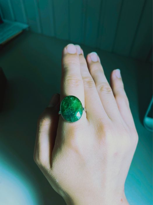 Продам серьги, кольцо зеленый агат