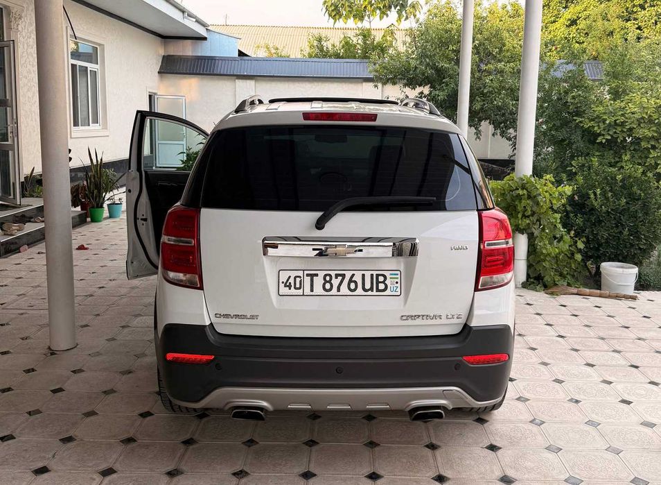 Продается CAPTIVA 2015